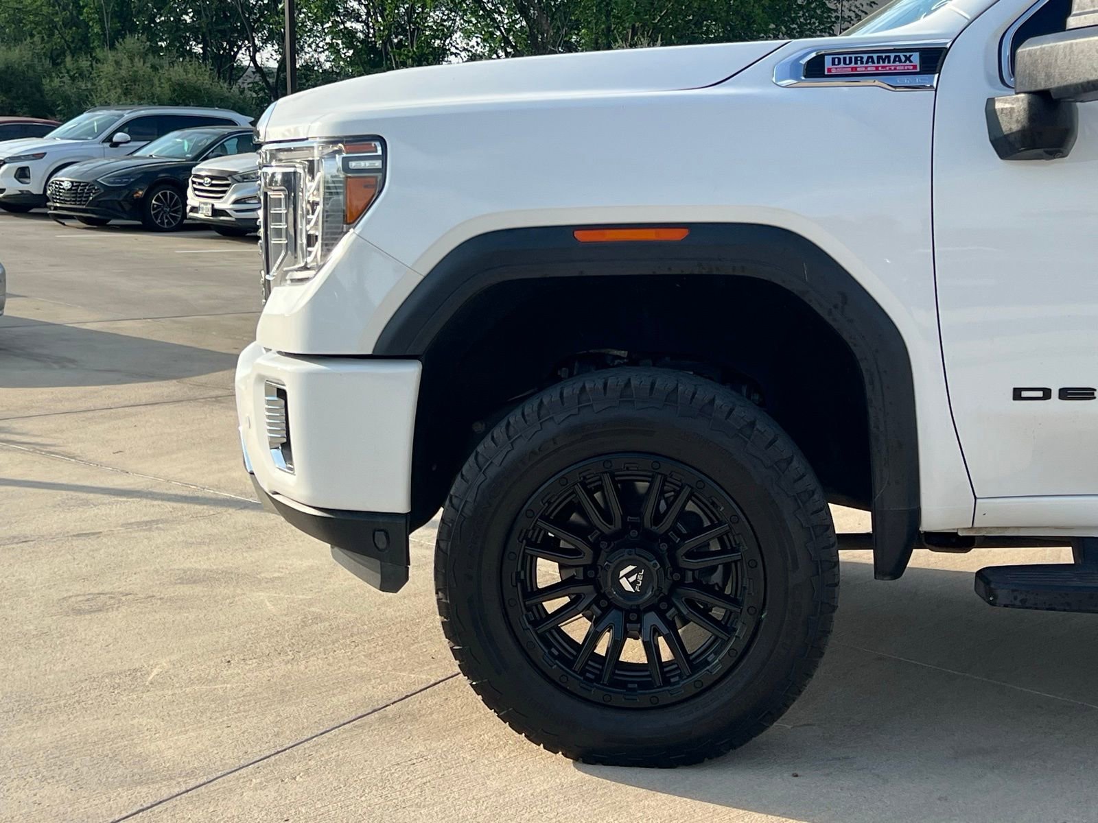 Used 2020 GMC Sierra 2500 Denali w/ Denali Ultimate Package image 9