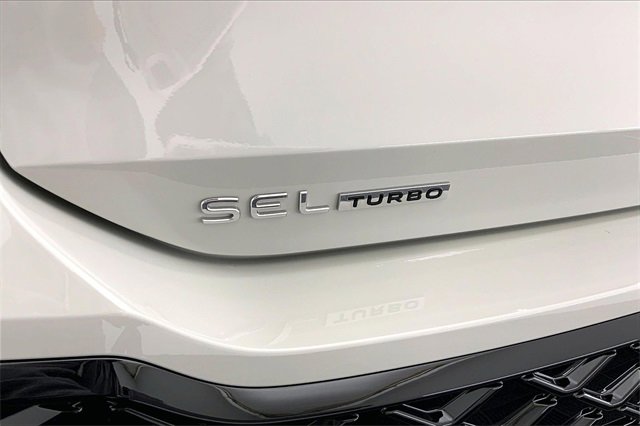 New 2026 Volkswagen Tiguan SEL R-Line image 13