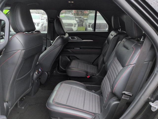 Used 2026 Ford Explorer ST-Line w/ ST-Line Street Pack RWD image 13