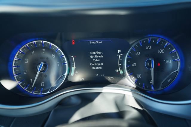 New 2026 Chrysler Pacifica Limited w/ Uconnect Theater Family Group image 32