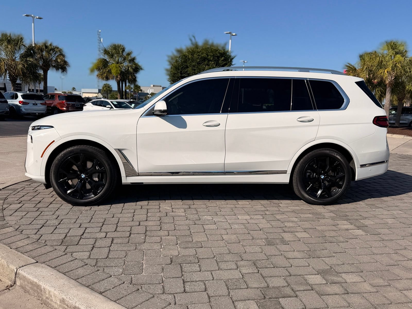 Certified 2024 BMW X7 xDrive40i AWD/4WD image 12