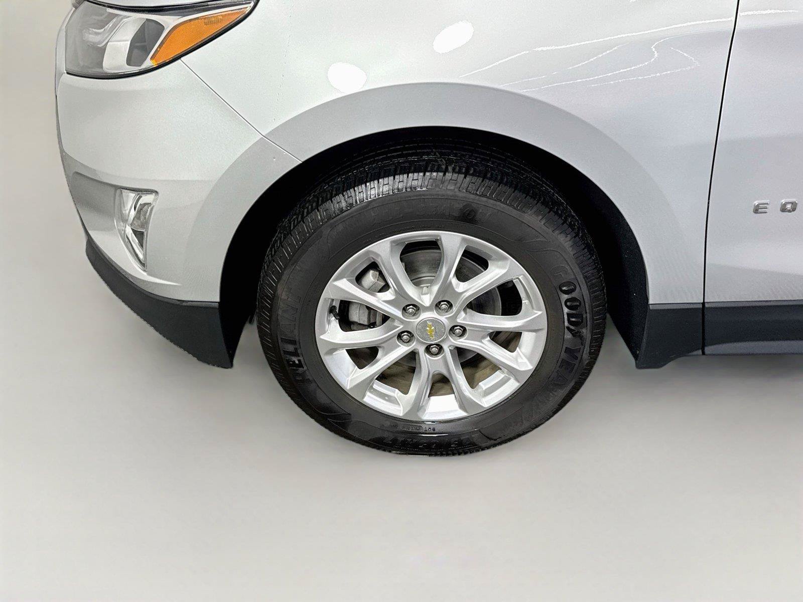 Used 2020 Chevrolet Equinox LT w/ LPO, Floor Liner Package AWD/4WD image 21