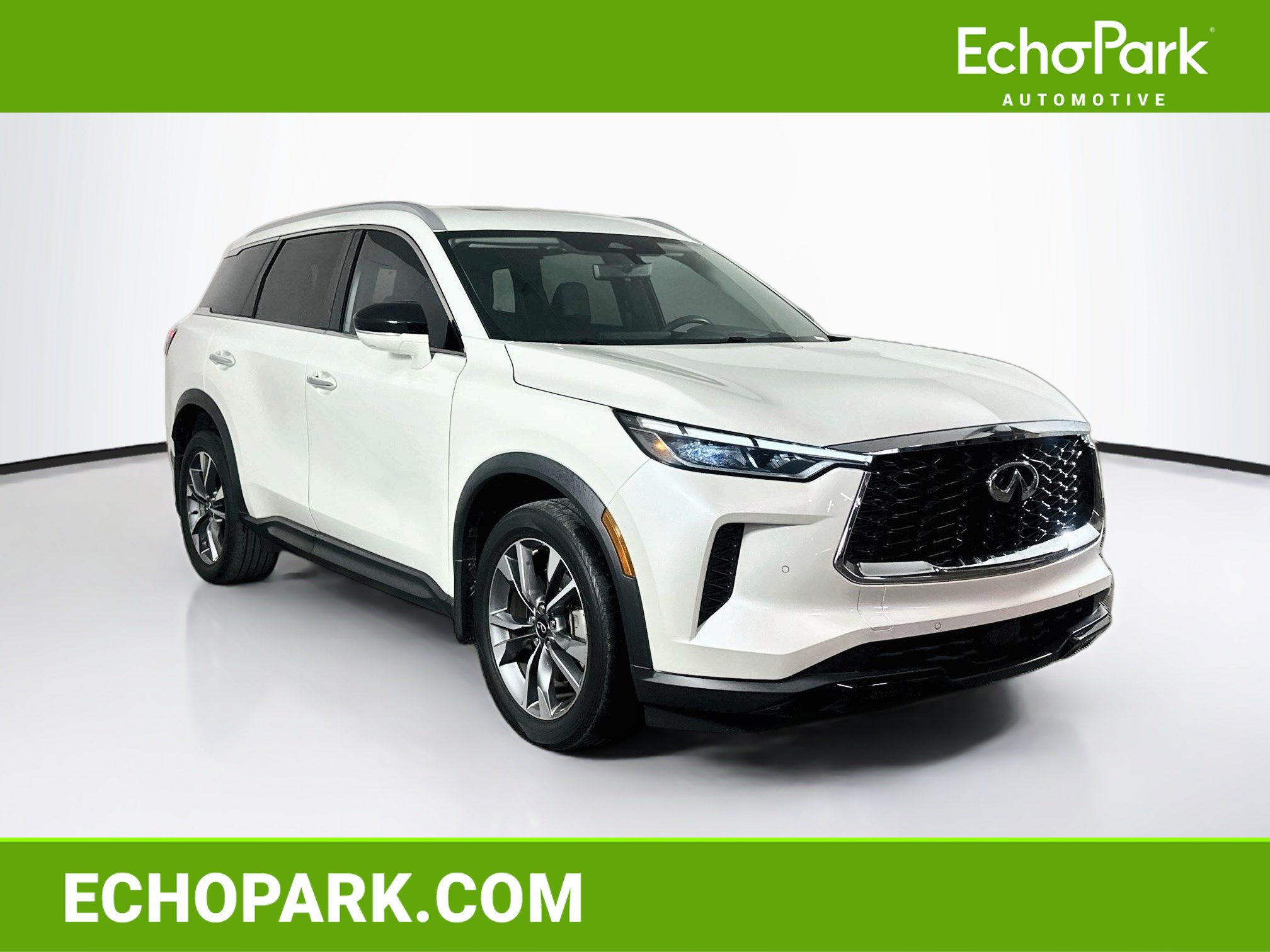 Used 2023 INFINITI QX60 Luxe w/ Vision Package AWD/4WD image 1