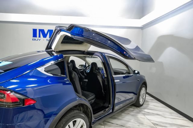 Used 2016 Tesla Model X 90D AWD/4WD image 50