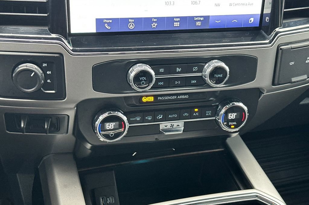 Used 2022 Ford F250 Lariat image 23