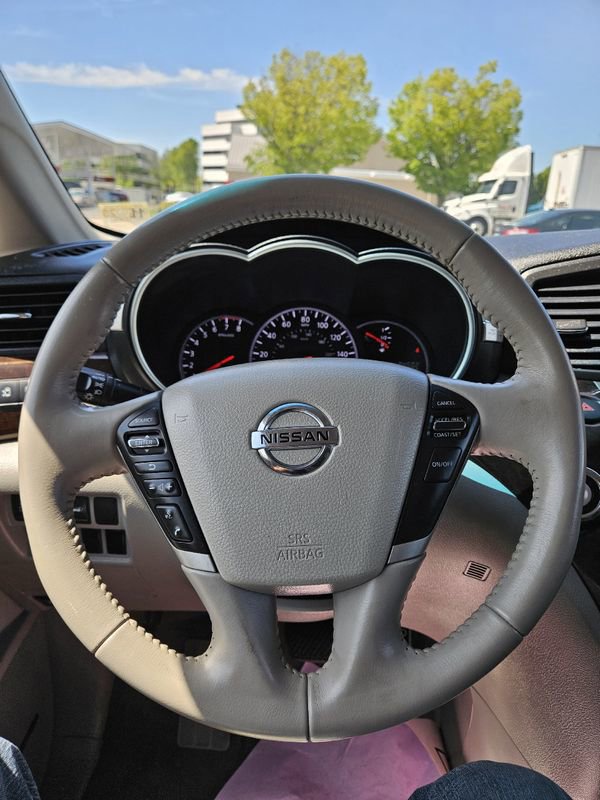 Used 2012 Nissan Quest LE w/ Tow Pkg FWD image 10