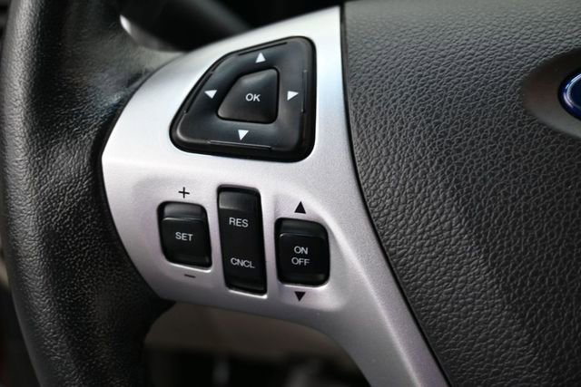 Used 2015 Ford Explorer XLT w/ Equipment Group 202B image 16