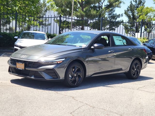 New 2026 Hyundai Elantra Sport FWD image 2
