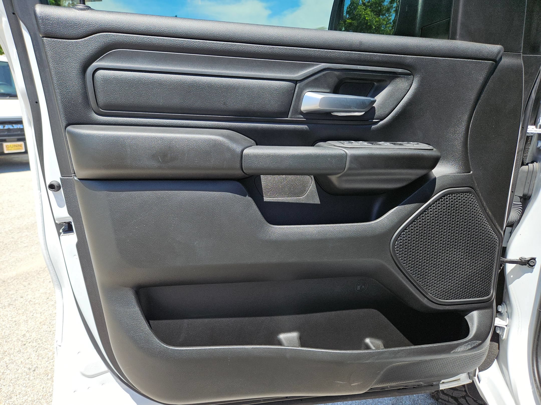 Used 2025 RAM 1500 Warlock AWD/4WD image 11