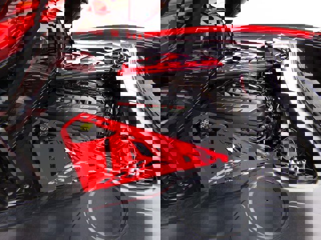 Used 2025 Chevrolet Corvette E-Ray w/ Stealth Interior Trim Package AWD/4WD image 15