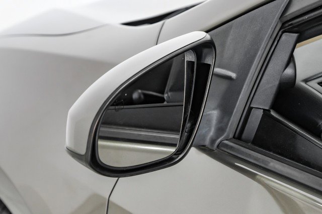 Used 2017 Toyota Corolla LE image 42