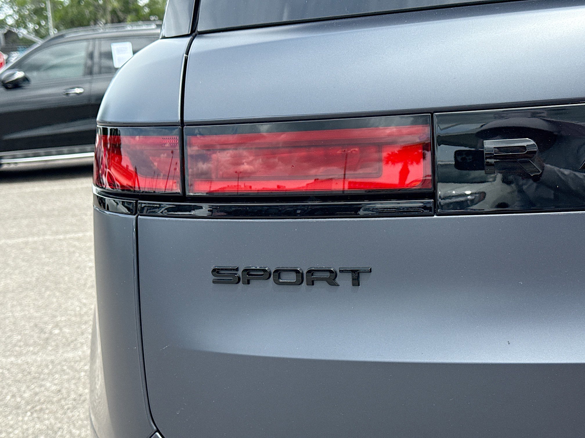 Used 2024 Land Rover Range Rover Sport Dynamic SE image 10