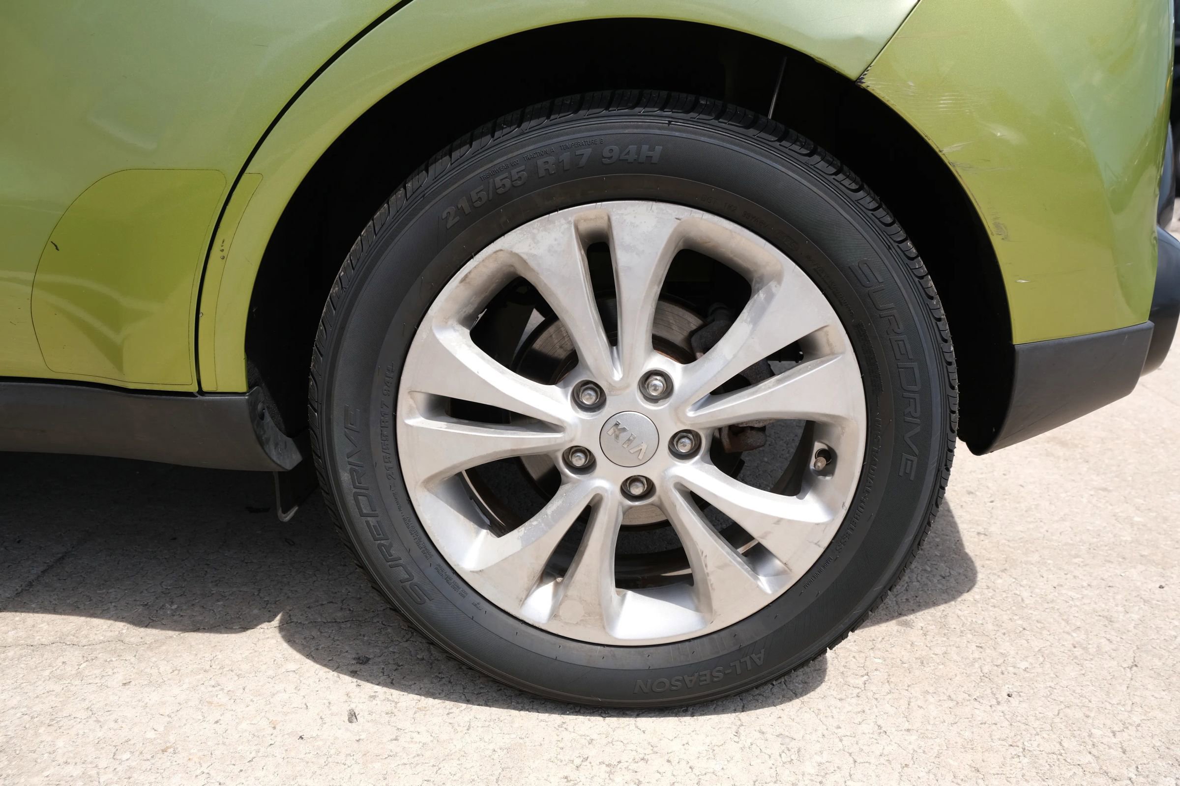 Used 2016 Kia Soul + image 14