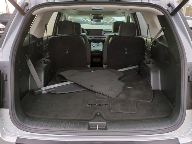 Used 2023 Hyundai Palisade SEL w/ Premium Package image 12