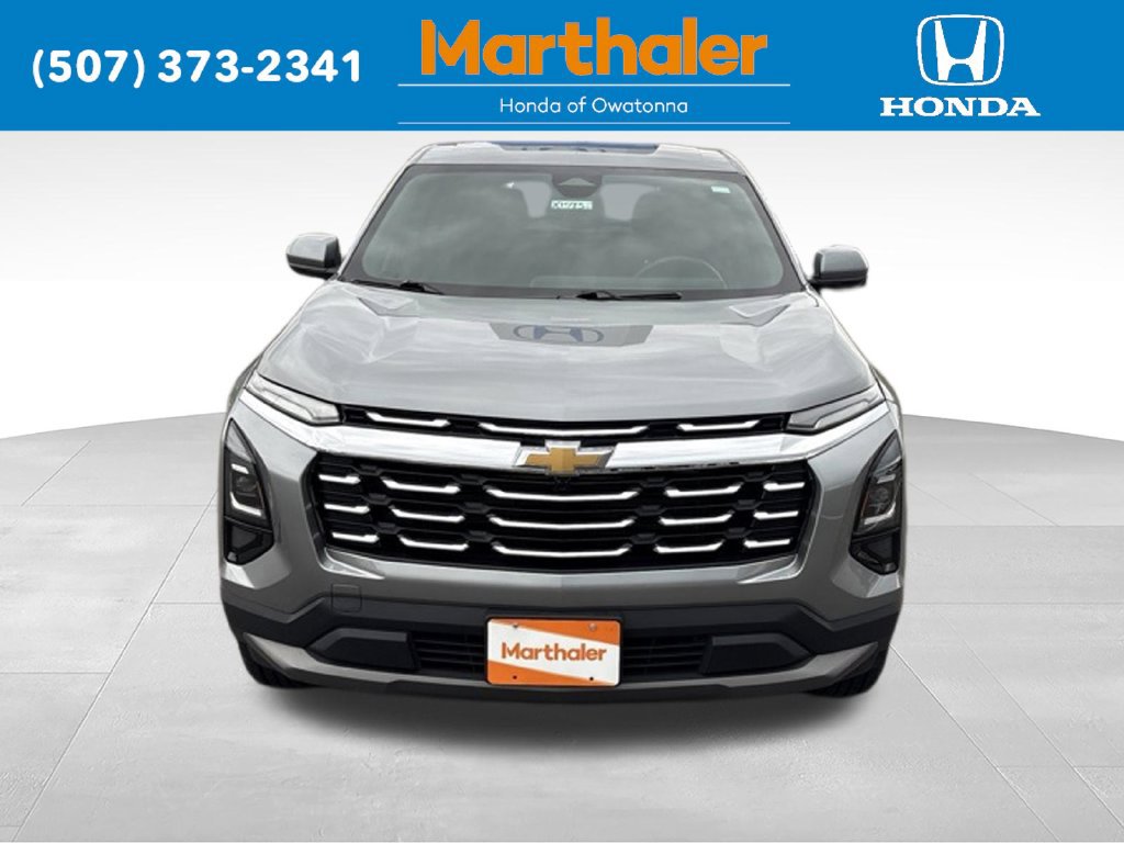 Used 2025 Chevrolet Equinox LT AWD/4WD image 8