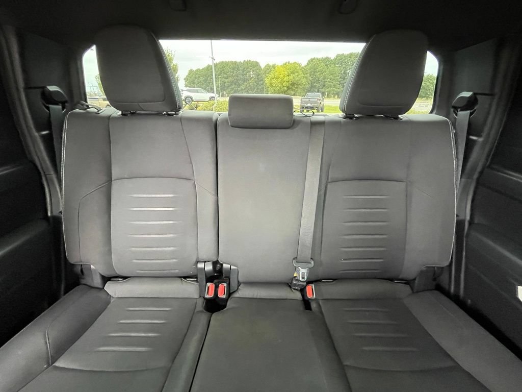 Used 2024 Toyota Tacoma TRD Off-Road AWD/4WD image 30