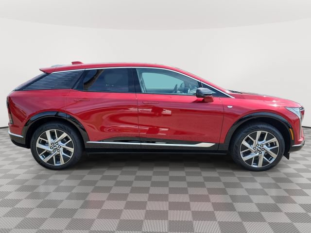 New 2027 Cadillac Optiq Premium Luxury w/ LPO, Floor Liner Package AWD/4WD image 3