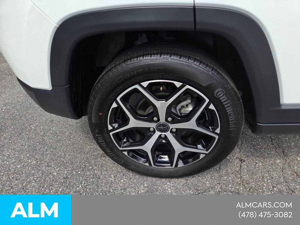Used 2025 Jeep Compass Limited AWD/4WD image 15