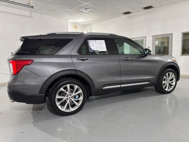Used 2022 Ford Explorer Platinum w/ Equipment Group 601A image 14