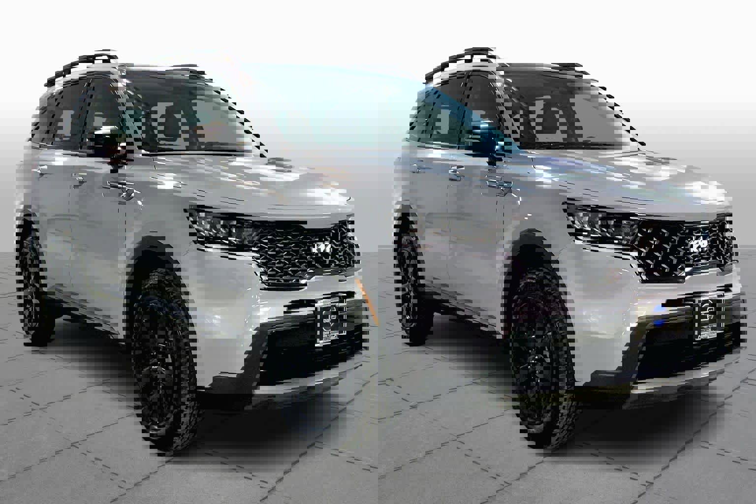 Used 2023 Kia Sorento S w/ Panoramic Sunroof Package image 2