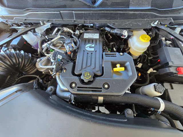 New 2026 RAM 3500 Tradesman AWD/4WD image 32