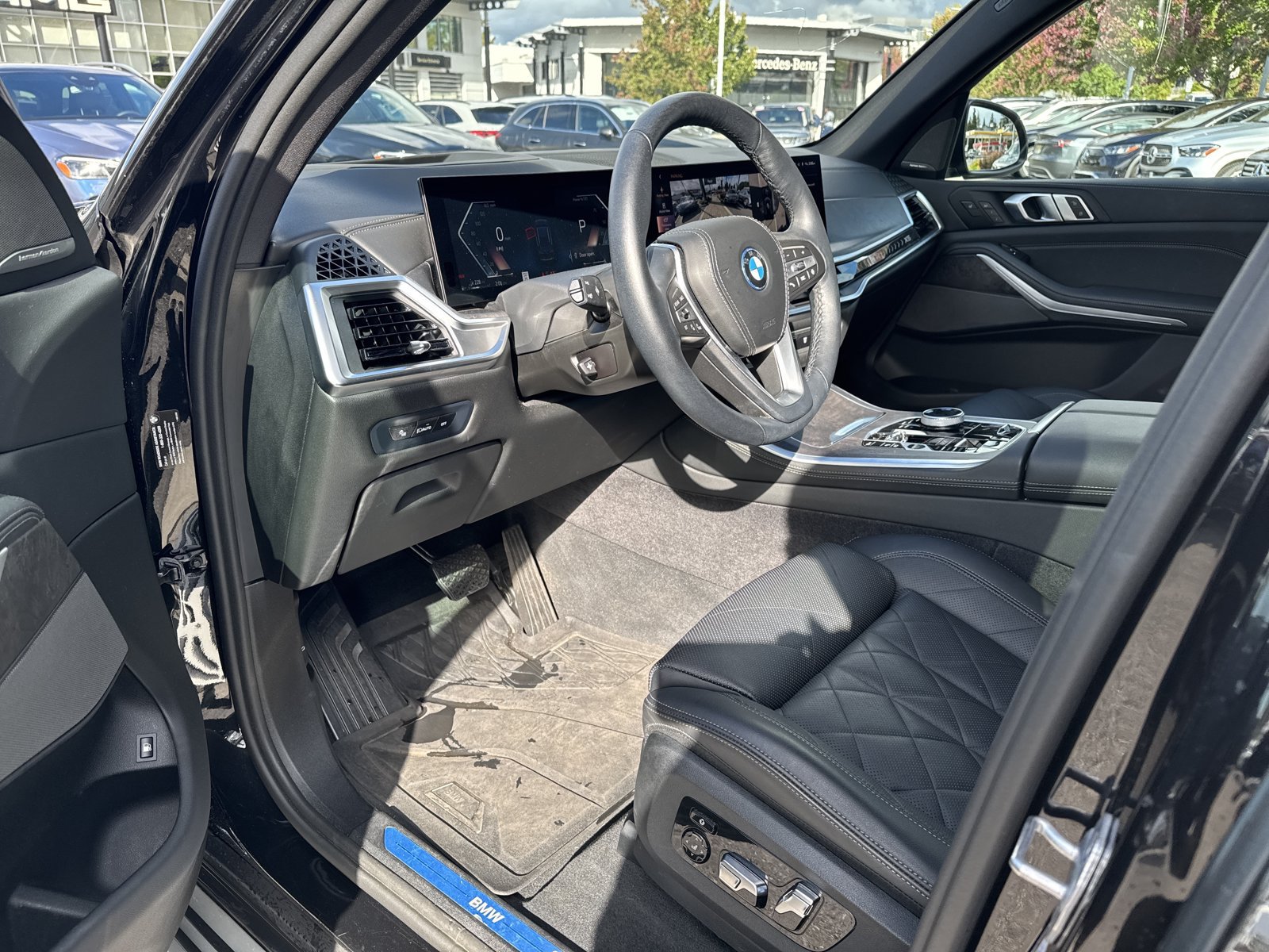 Used 2024 BMW X5 xDrive50e w/ Executive Package AWD/4WD image 17