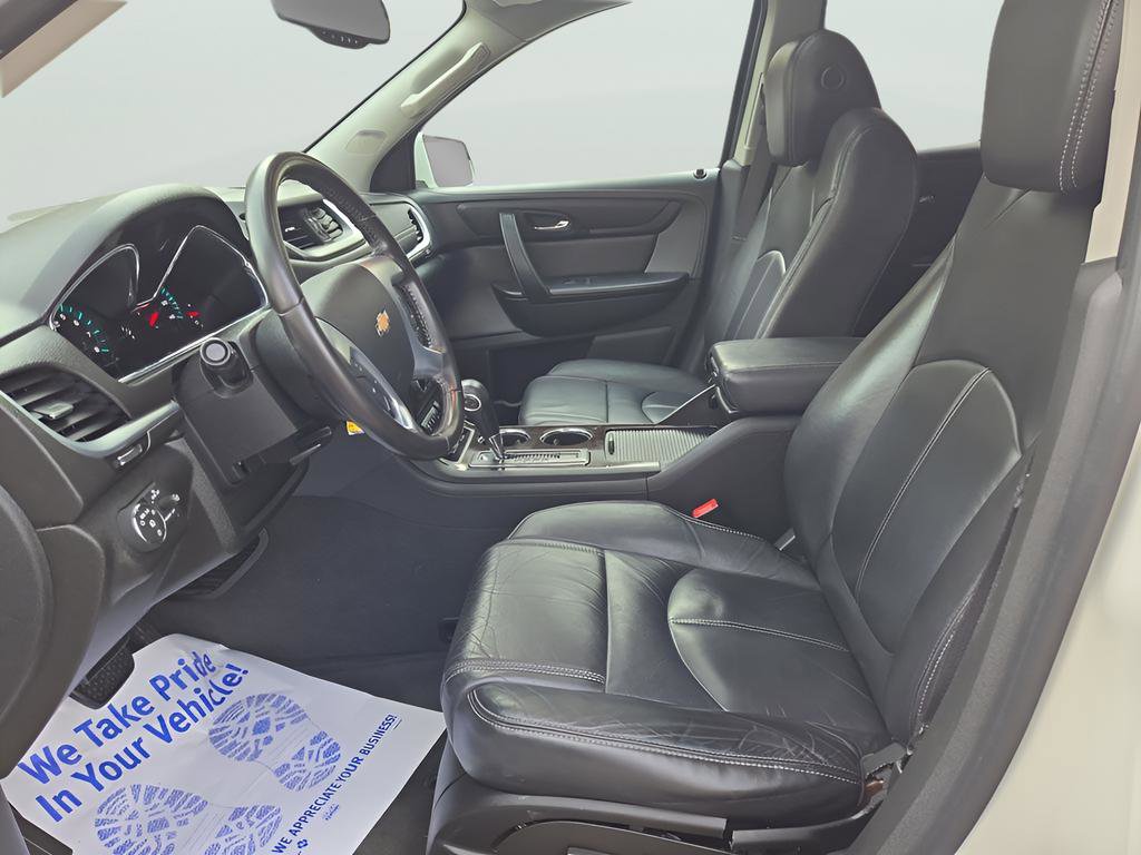 Used 2015 Chevrolet Traverse LT AWD/4WD image 17