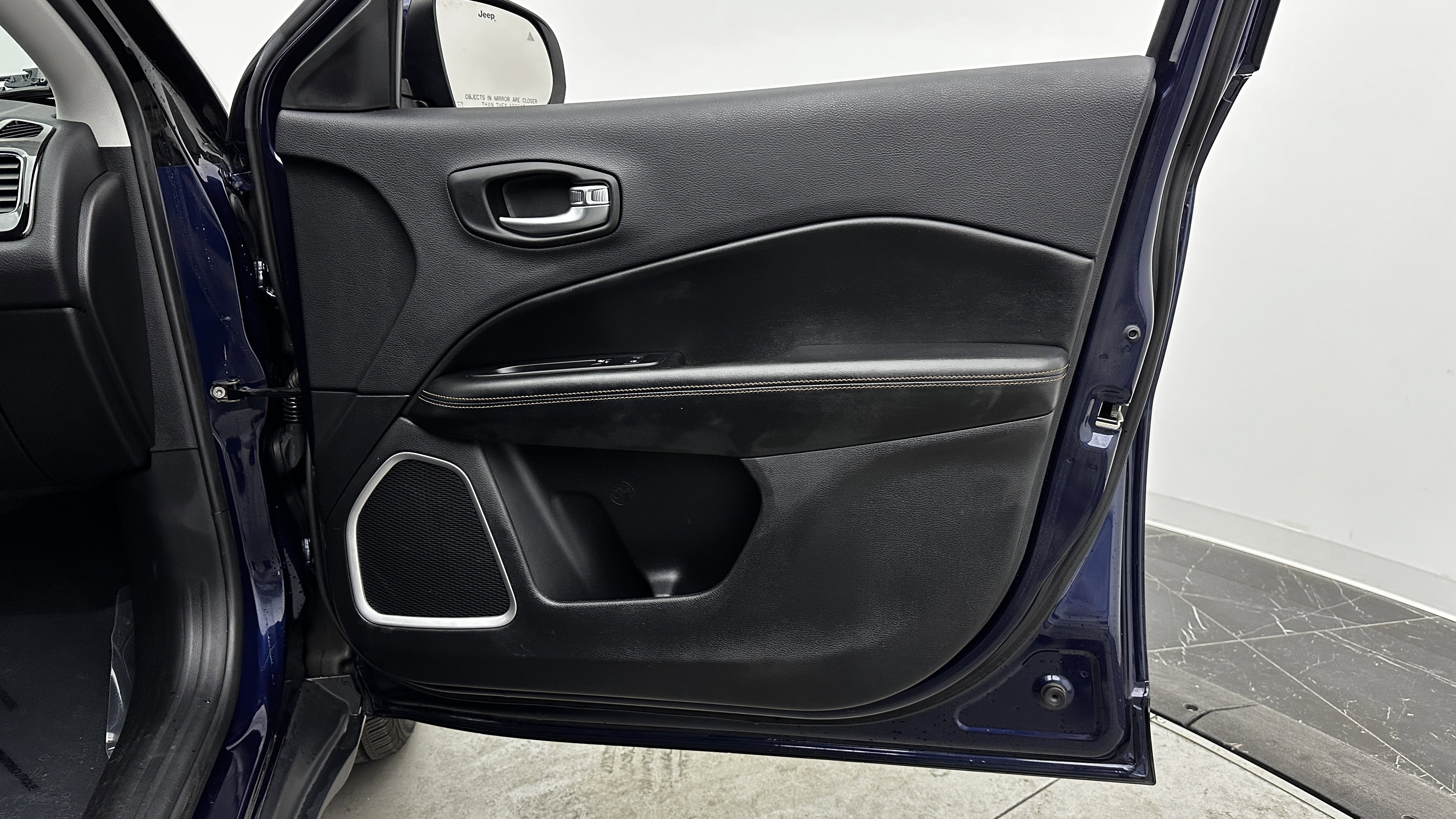 Used 2021 Jeep Compass Limited image 32