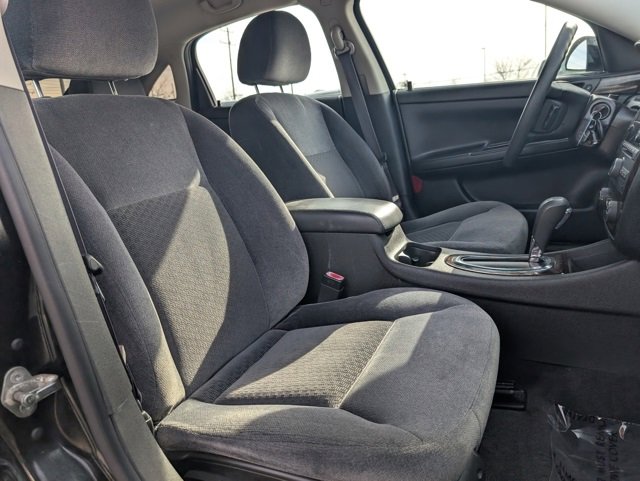 Used 2016 Chevrolet Impala LT image 21