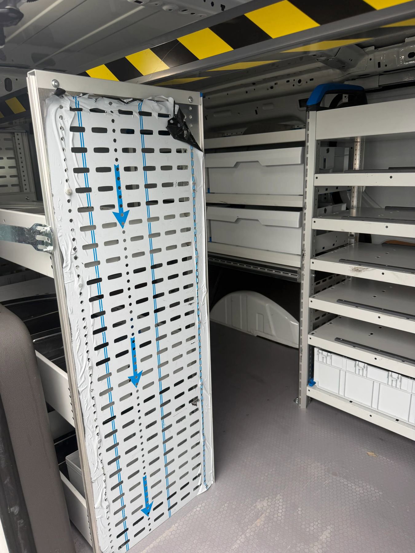 Used 2019 Ford Transit Connect XL image 18