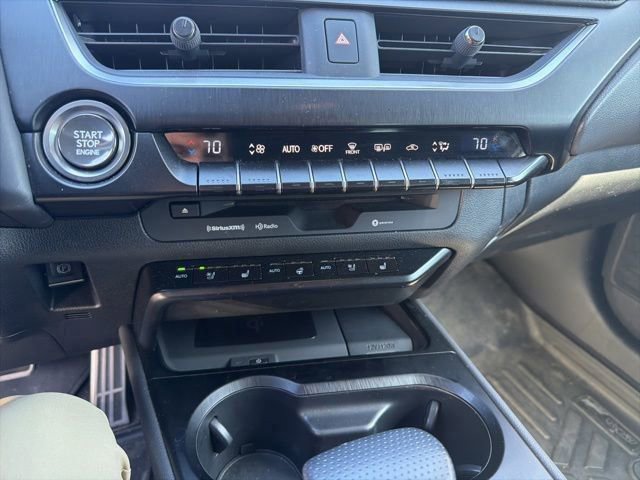 Used 2020 Lexus UX 200 F Sport image 12