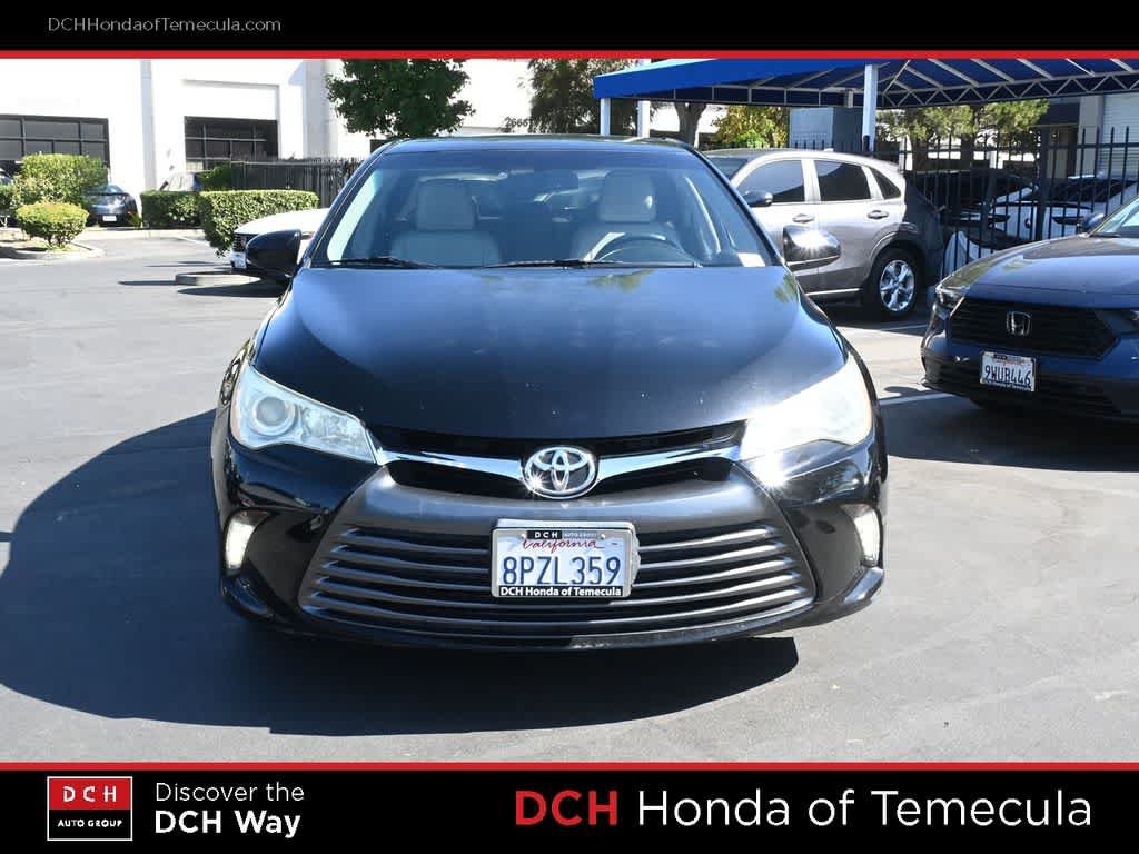 Used 2015 Toyota Camry XLE w/ Convenience Package FWD image 2