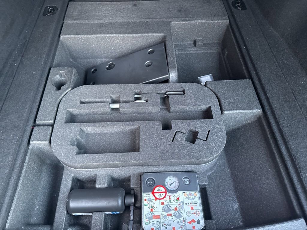 Used 2023 Alfa Romeo Stelvio Ti image 53