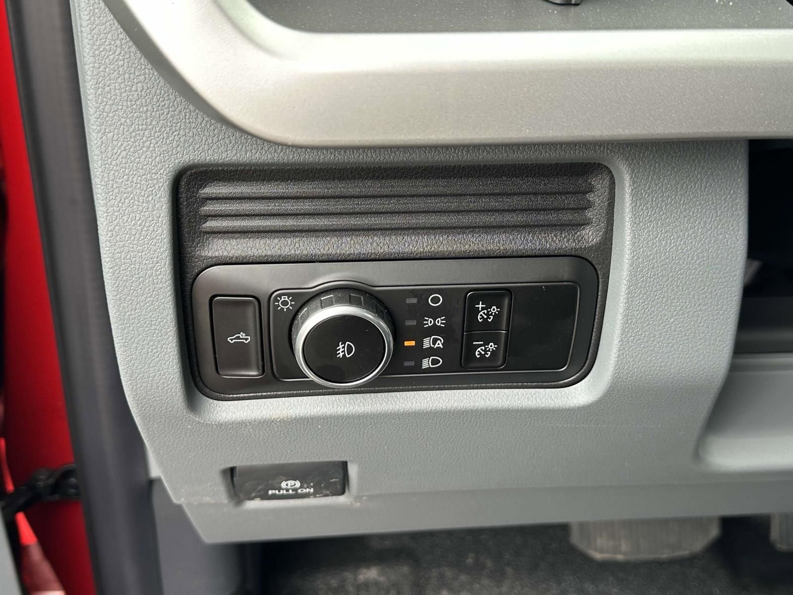 New 2025 Ford F550 2WD Regular Cab Super Duty image 18