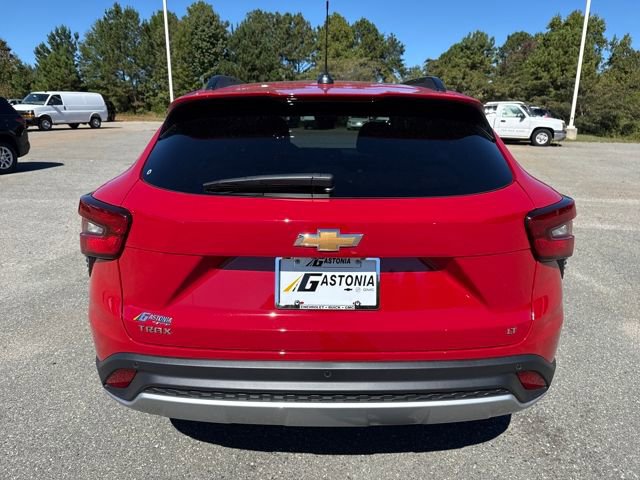 New 2026 Chevrolet Trax LT w/ Driver Confidence Package image 4