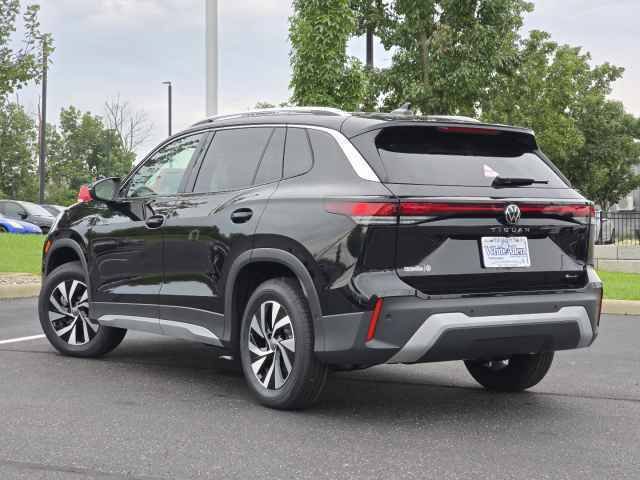 New 2026 Volkswagen Tiguan S AWD/4WD image 12