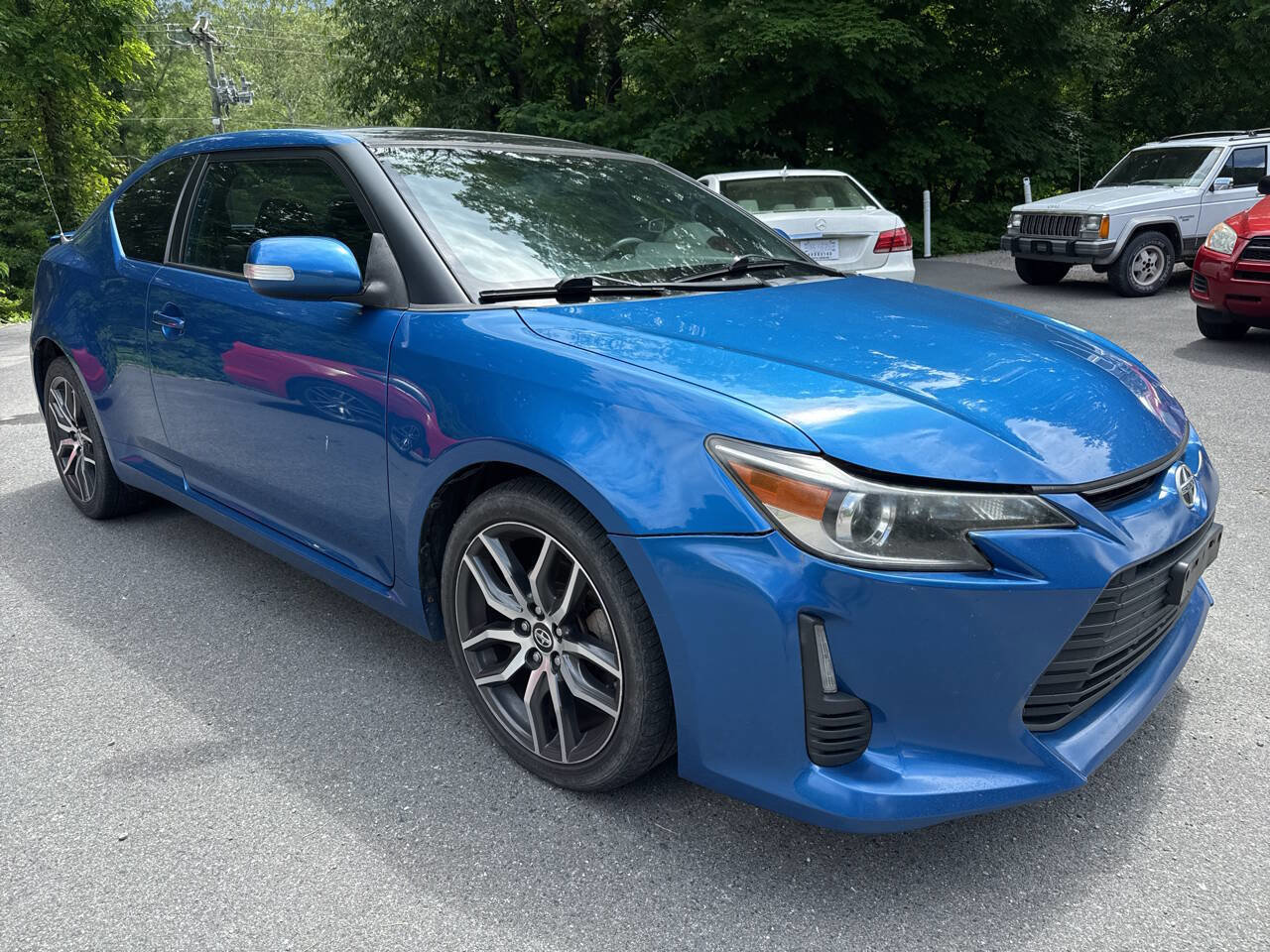 Used 2015 Scion tC FWD image 17
