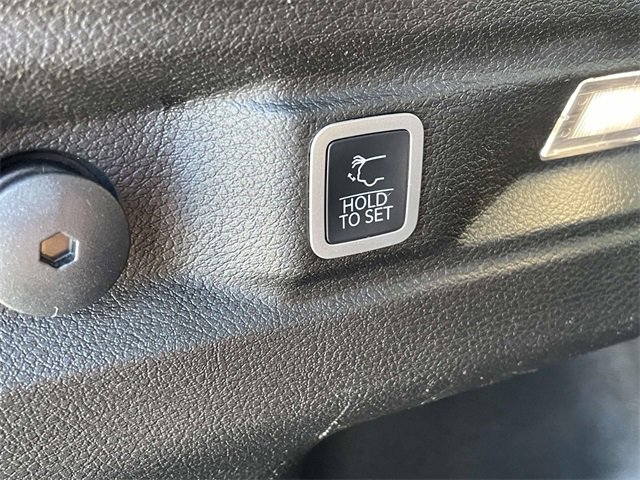 Used 2024 Jeep Grand Cherokee L Altitude image 28