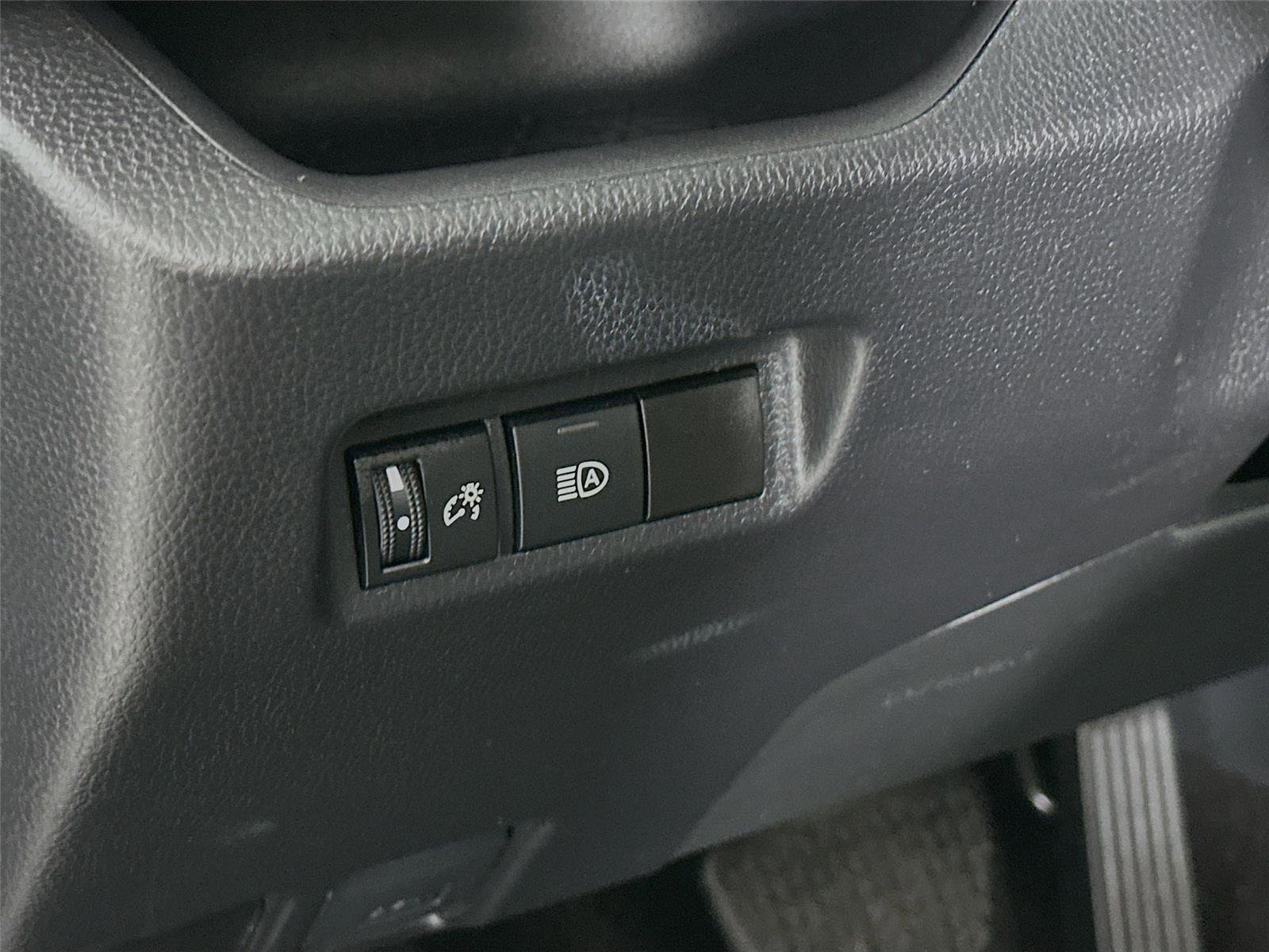 Certified 2025 Toyota RAV4 XLE AWD/4WD image 14