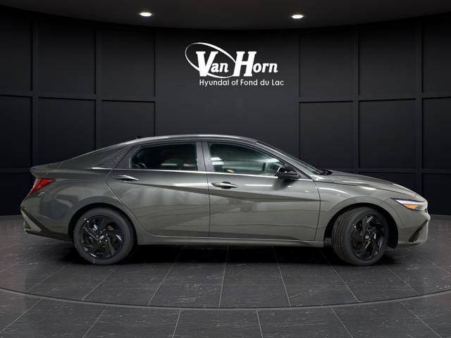 New 2026 Hyundai Elantra SEL Sport w/ Cargo Package image 2