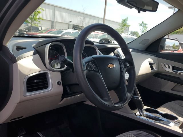 Used 2017 Chevrolet Equinox LS image 18