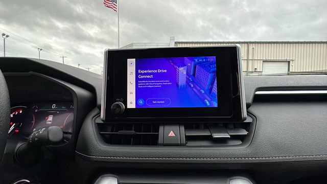 Used 2024 Toyota RAV4 LE image 18