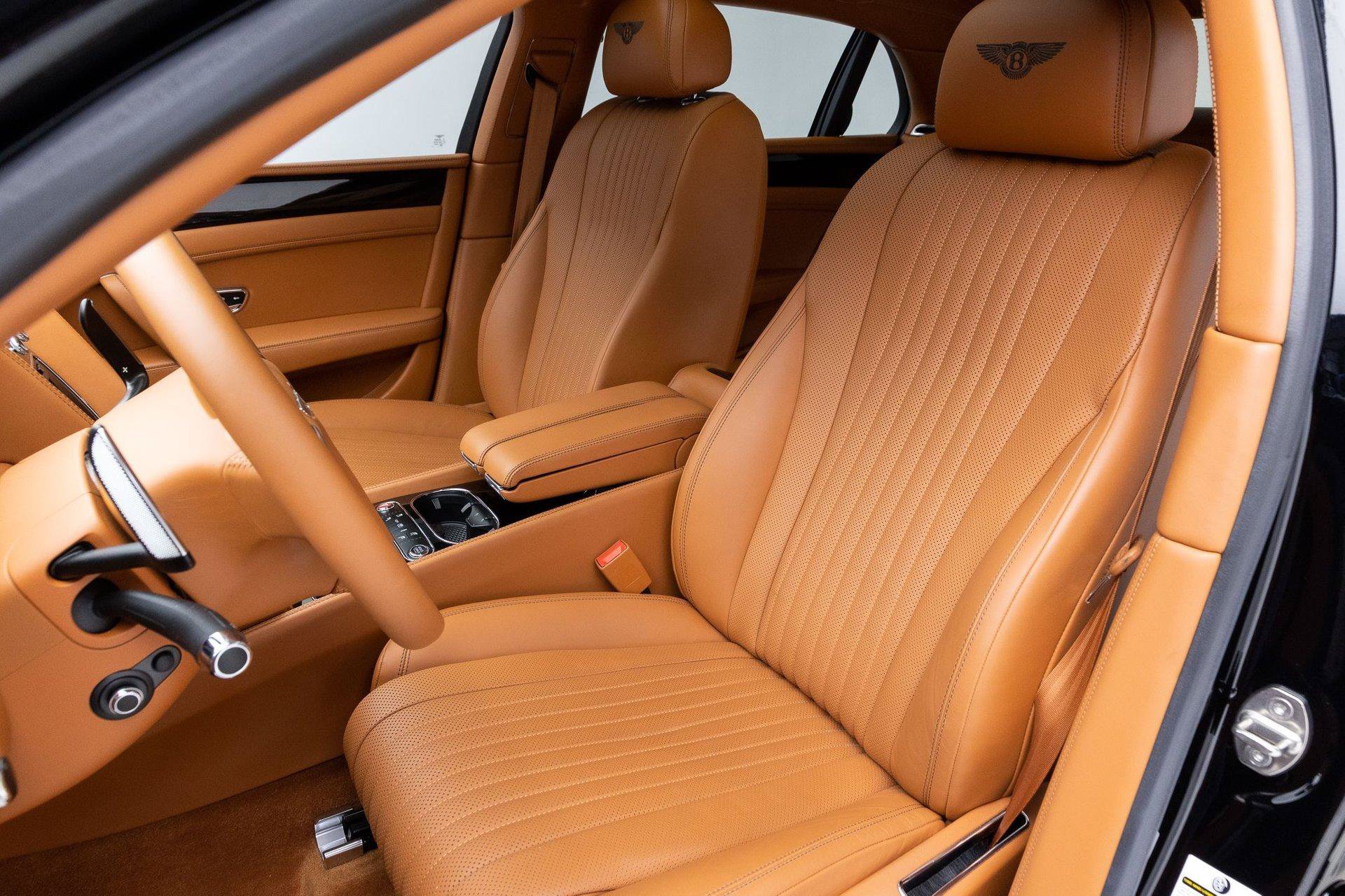 Used 2018 Bentley Flying Spur S V8 AWD/4WD image 4
