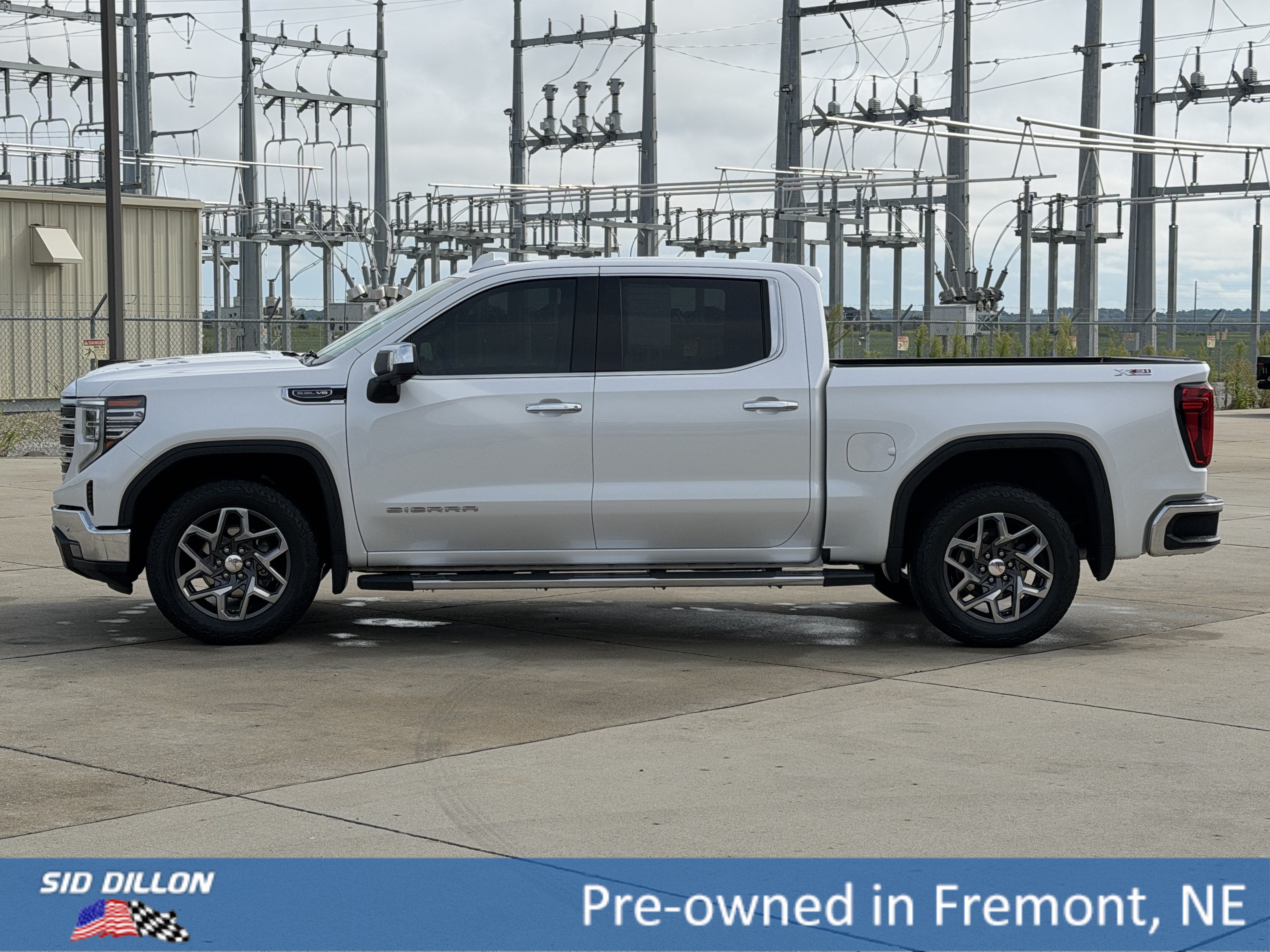Certified 2024 GMC Sierra 1500 SLT w/ SLT Premium Plus Package AWD/4WD image 7