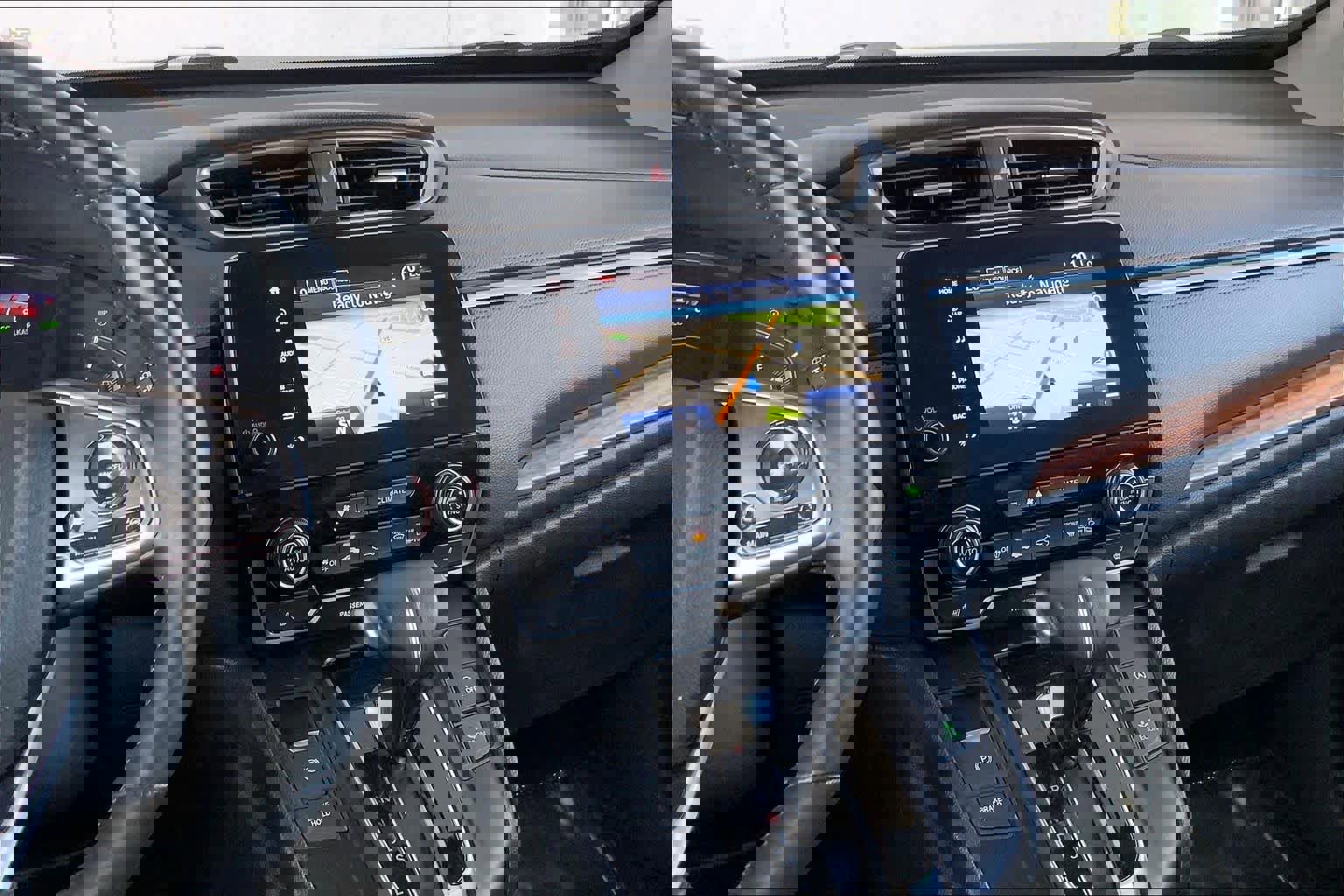 Used 2020 Honda CR-V Touring image 7