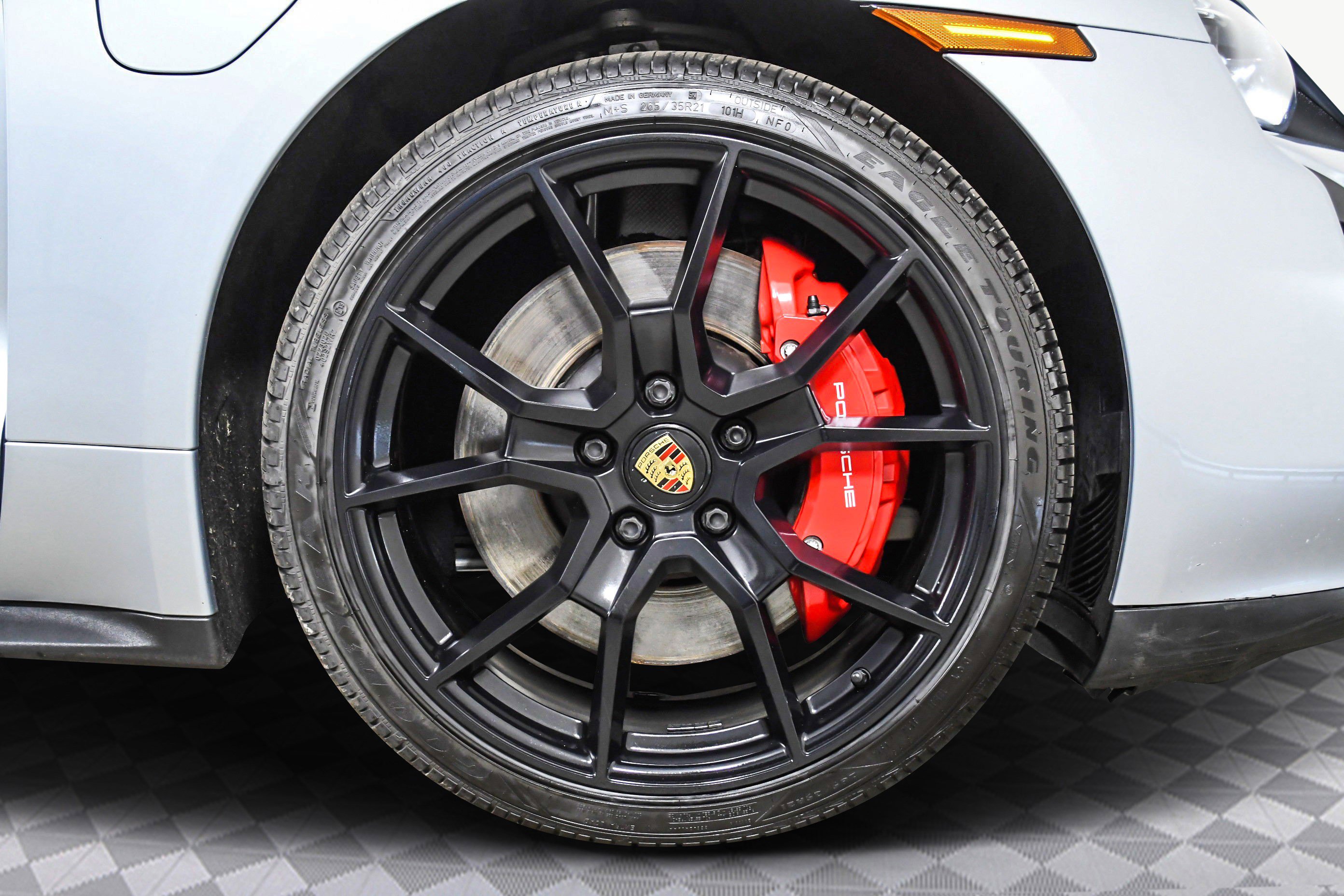 Used 2022 Porsche Taycan GTS w/ Premium Package (P6U) image 29