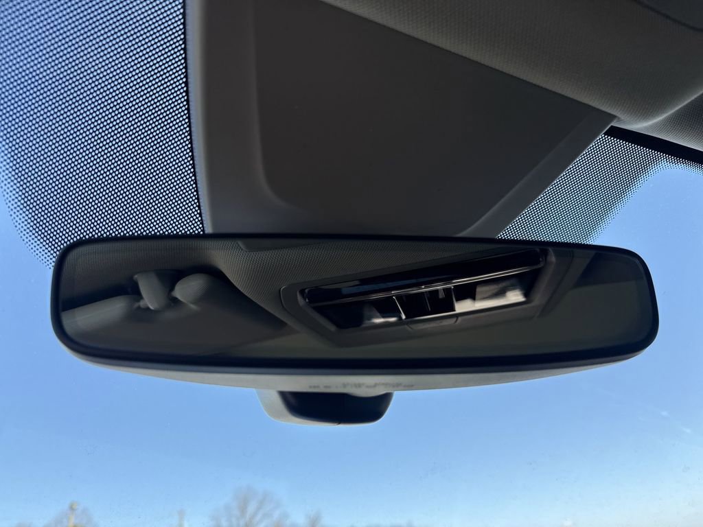 Certified 2025 Volkswagen Atlas SEL image 26