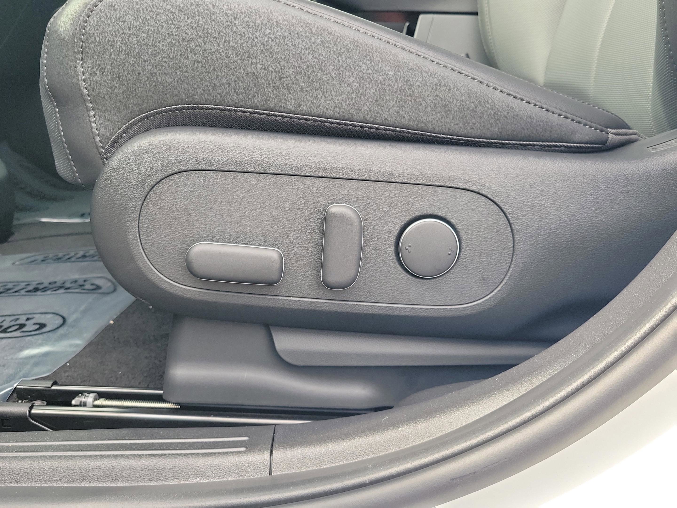 New 2026 Hyundai Ioniq 5 SEL image 21