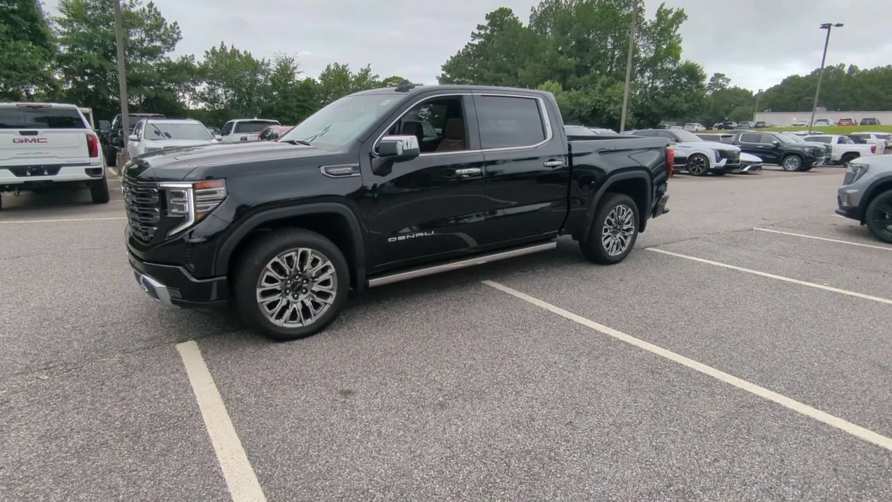 Used 2026 GMC Sierra 1500 Denali Ultimate AWD/4WD image 4