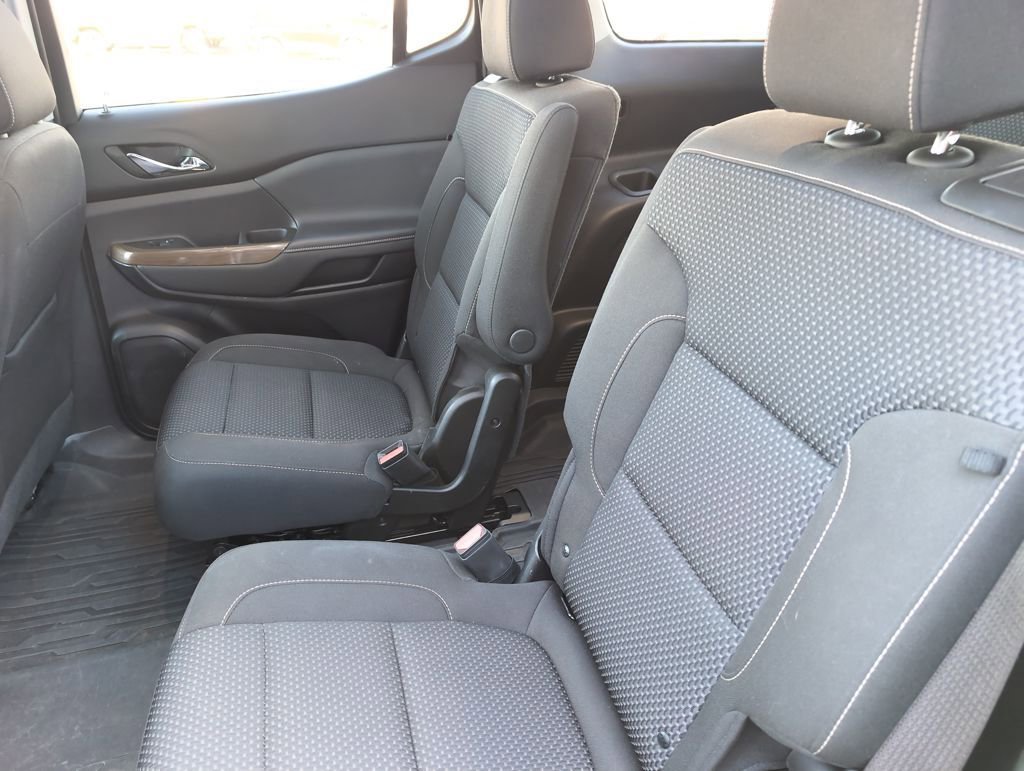 Used 2023 GMC Acadia SLE w/ Driver Convenience Package image 13
